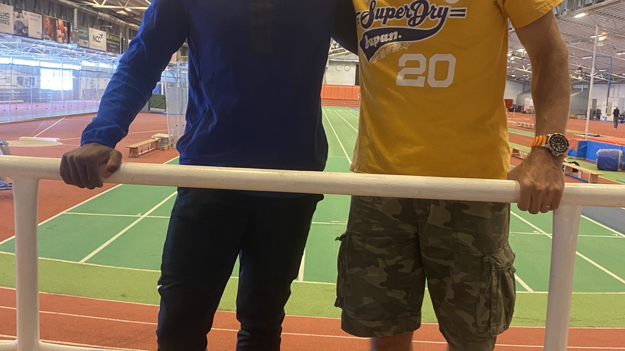Austin tillbaka i MAI hos gamle mästartränaren – “Kan springa fort” | MAI